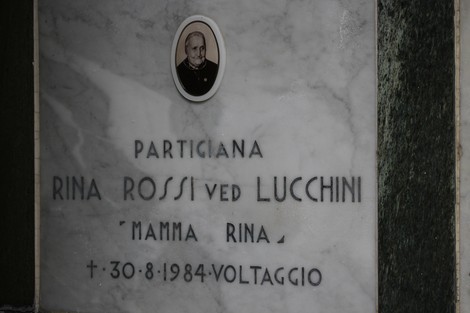 Sacrario dei caduti per la Liberazione, con una lapide dedicata a Rina Rossi, partigiana e madre.