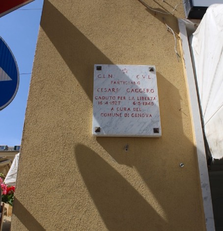 Lapide commemorativa di Cesare Gaggero, partigiano caduto per la libertà a Genova.