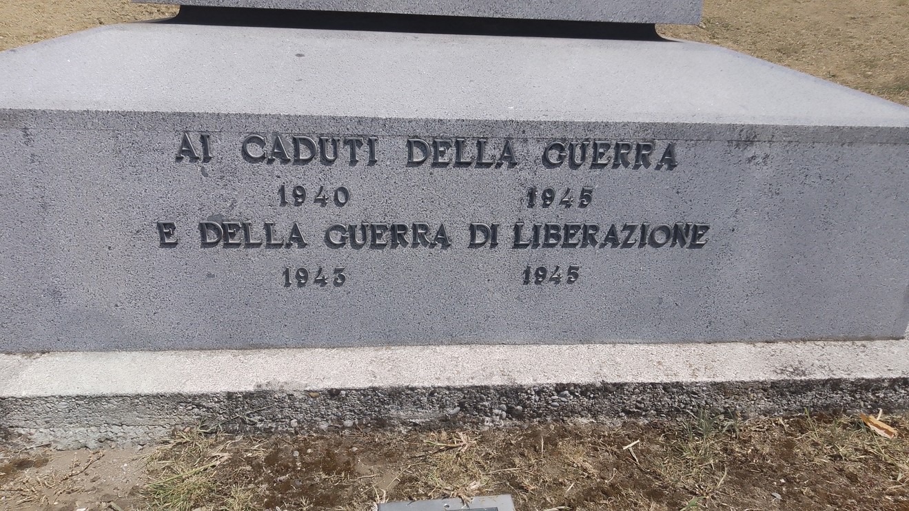 Monumento ai Caduti di Crespi d'Adda, Comune di Capriate San Gervasio (BG), foto 1