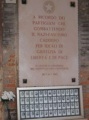 Sacrario dei caduti per la Libertà di Mirandola, commemorazione dei partigiani contro il nazifascismo.