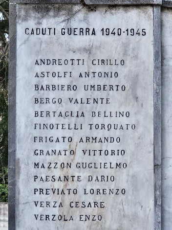 Monumento ai Caduti di Lama Polesine, commemorazione dei soldati della guerra 1940-1945.