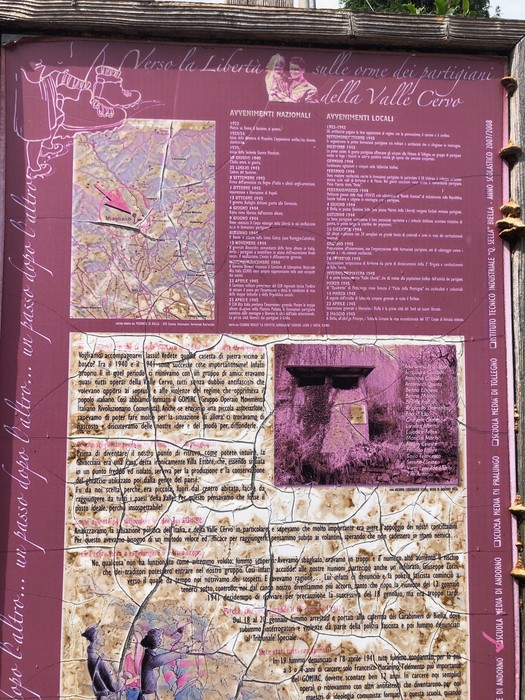 Lapide commemorativa dedicata ai cospiratori del GOMIRC, simbolo di resistenza e libertà.