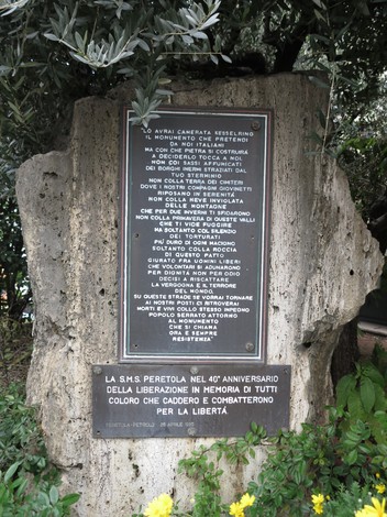 Lapide commemorativa a Peretola per ricordare i caduti della liberazione e la lotta per la libertà.
