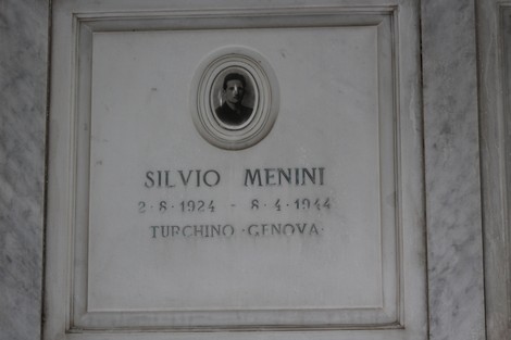 Sacrario dei partigiani di Torbella, commemorazione di Silvio Menini, partigiano, con foto e date di nascita e morte.
