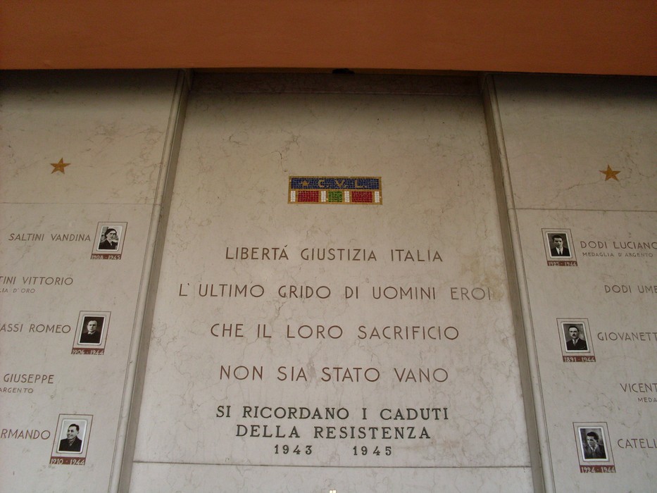 Sacrario della Resistenza di Correggio, monumento commemorativo ai caduti durante la Resistenza italiana.