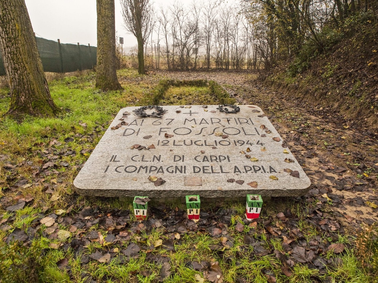 Monumento commemorativo ai caduti del tiro a segno di Carpi, dedicato ai martiri di Fossoli.