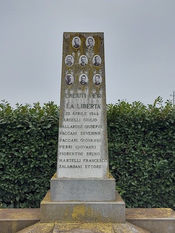 Monumento commemorativo dedicato ai caduti per la libertà nell'eccidio del Palazzone, avvenuto il 23 aprile 1944.
