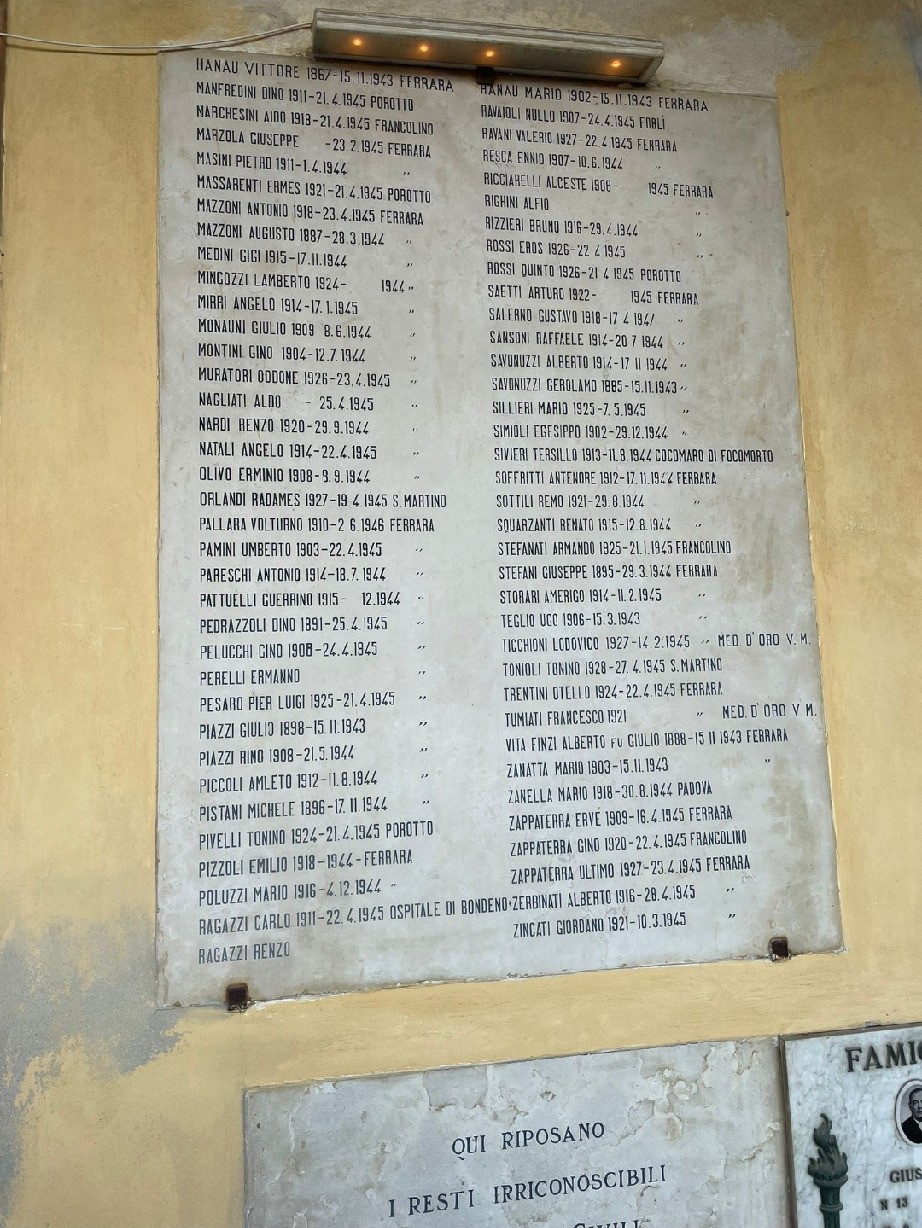 Lapide ai caduti per la Libertà, Comune di Ferrara (FE), foto 1