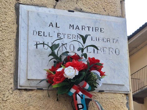 Lapide a Tubino, Comune di Gassino Torinese (TO), foto 1