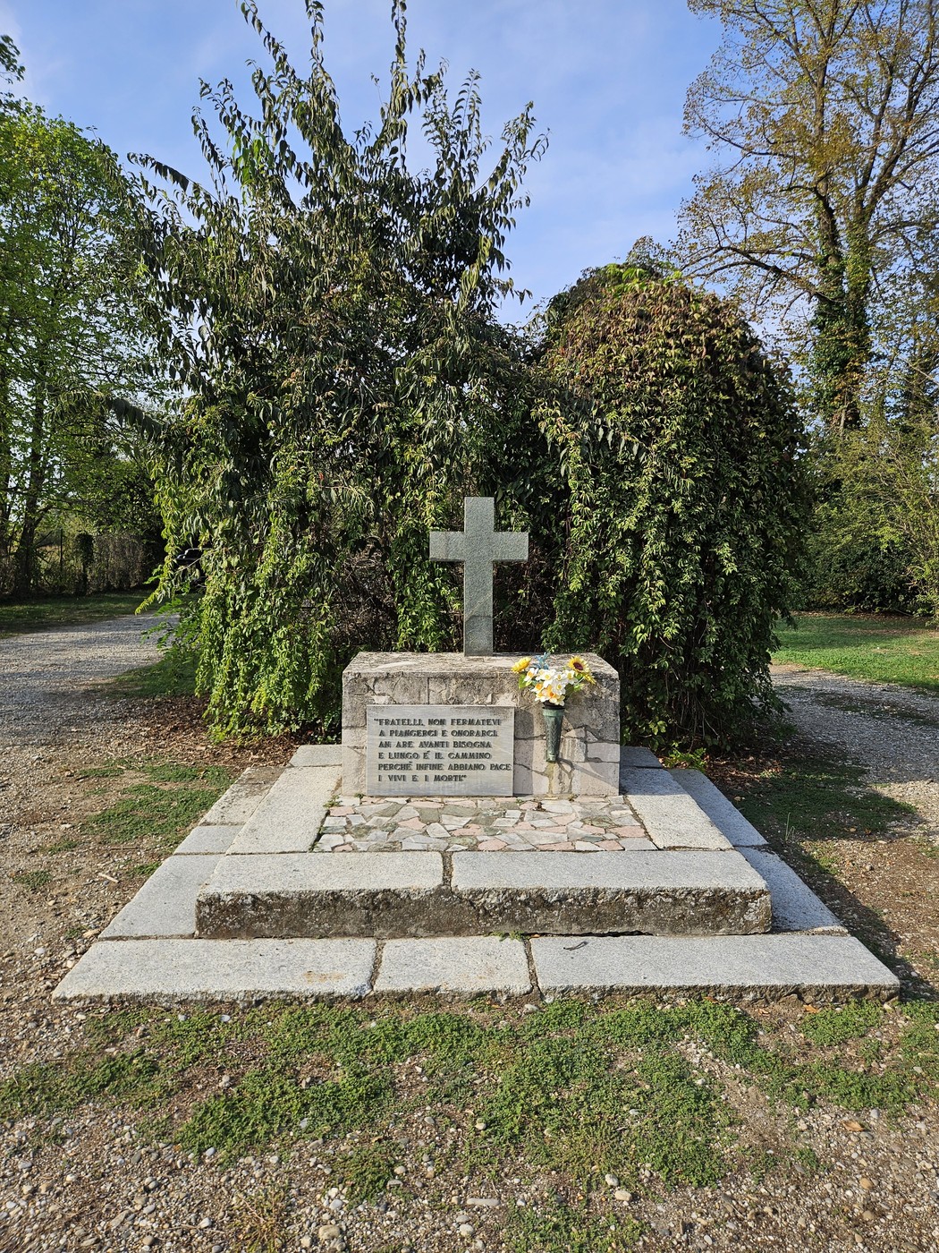 Monumento ai Martiri del Poligono, Comune di Lodi (LO), foto 1