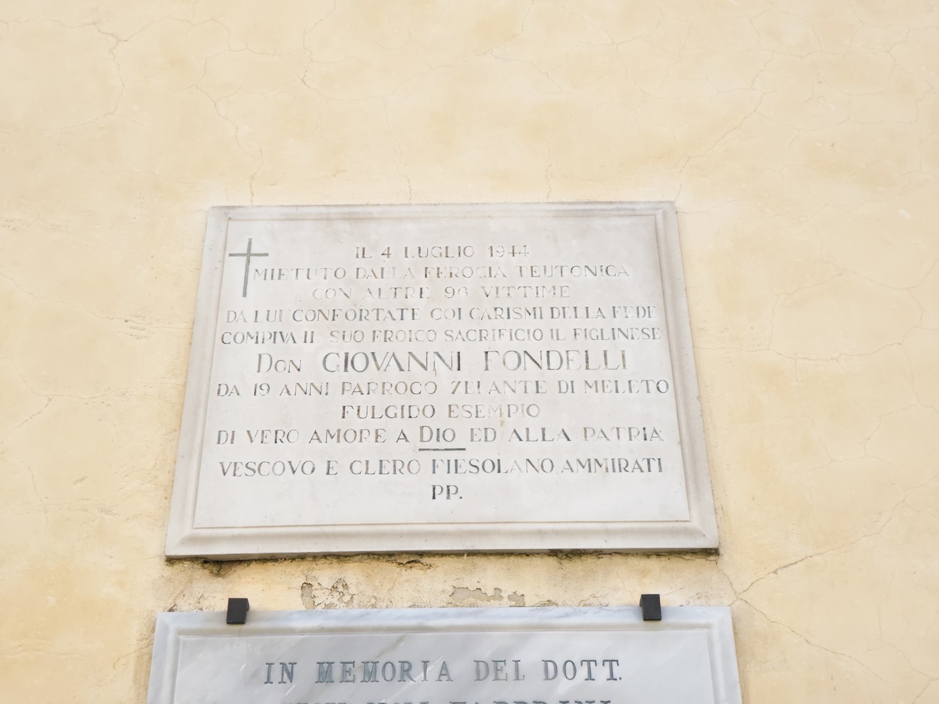Lapide a Fondelli, Comune di Cavriglia (AR), foto 1