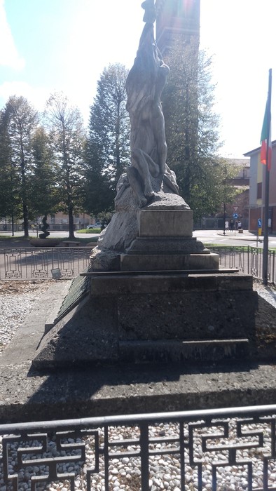 Monumento ai caduti, Comune di Trezzo sull'Adda (MI), foto 5