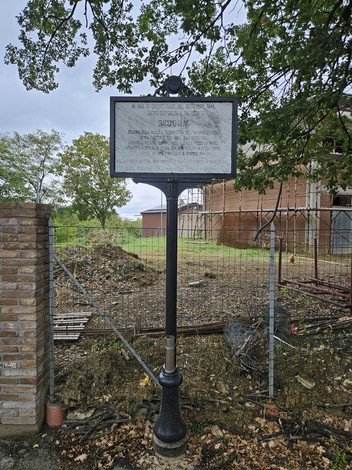 Lapide a Ulivi, Comune di Traversetolo (PR), foto 2