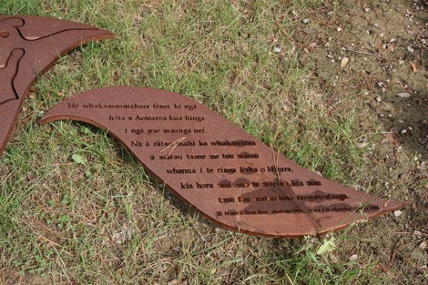 Monumento ai soldati neozelandesi, simbolo di rispetto e memoria per il loro sacrificio.