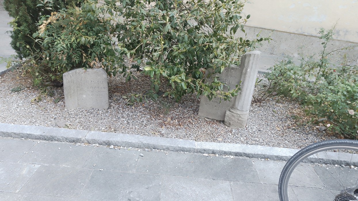 Cippi a Biffi e Pagnoncelli, Comune di Brembate (BG), foto 2
