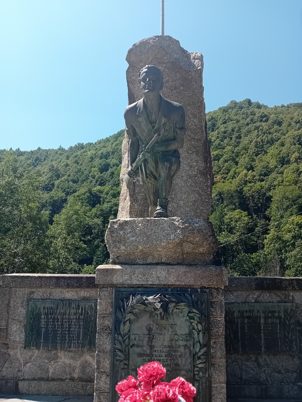 Monumento a Teppati Losé e alle brigate partigiane, Comune di Ceres (TO), foto 1