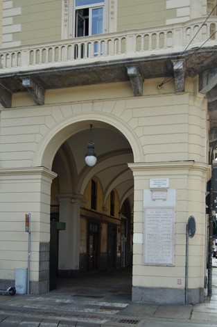 Lapide ai martiri della Camera del Lavoro, Comune di Torino (TO), foto 3