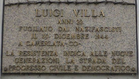 Lapide commemorativa di Luigi Villa, fucilato dai nazifascisti nel 1944 a Camerlata. Rappresenta un'importante memoria storica.