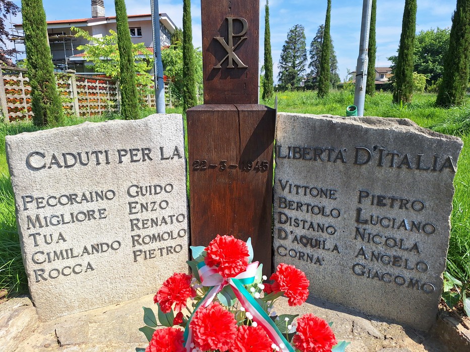 Monumento ai Martiri del Maiolo, Comune di Alpignano (TO), foto 2