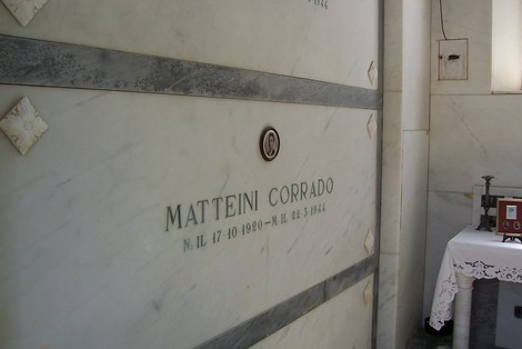 Cappella dei Caduti di Istia d'Ombrone, memoriale dedicato ai giovani caduti della comunità.