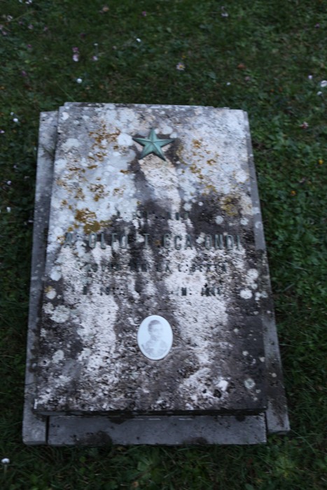 Monumento commemorativo ai partigiani pratesi, dedicato alla memoria dei caduti della Resistenza.
