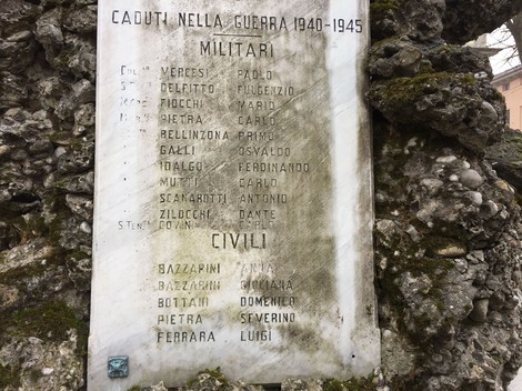 Monumento ai caduti di Arena Po, commemorazione dei militari e civili sacrificatisi durante la Seconda Guerra Mondiale.