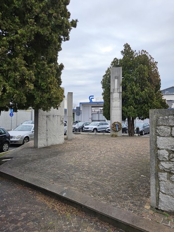 Monumento ai cantierini Caduti nella guerra di Liberazione, Comune di Monfalcone (GO), foto 1