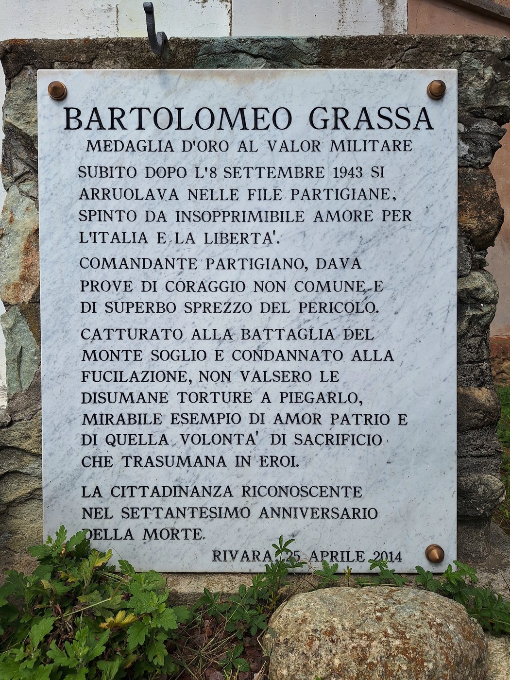 Lapide a Grassa, Comune di Rivara (TO), foto 1
