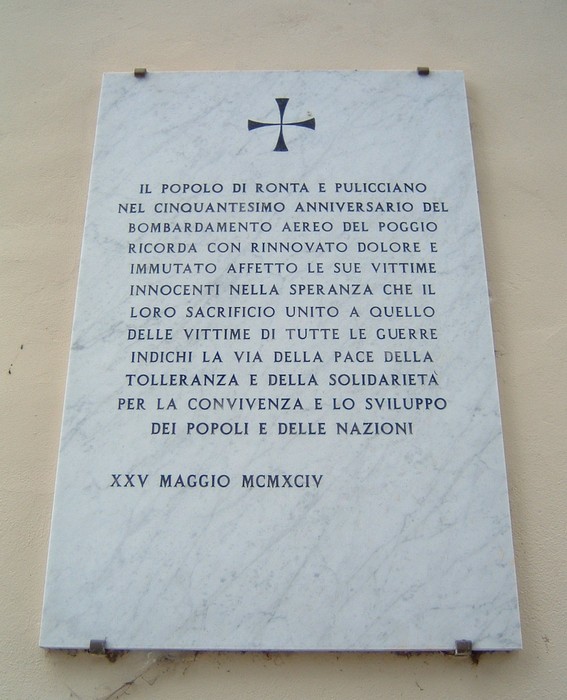 Lapidi commemorative del bombardamento del Poggio in ricordo delle vittime e della pace tra i popoli.