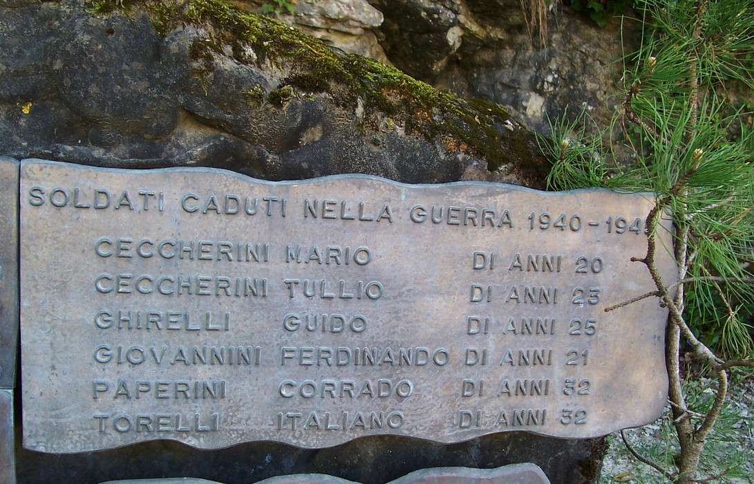 Area monumentale ai Caduti di Partina, commemorazione dei soldati caduti nella guerra 1940-1945.