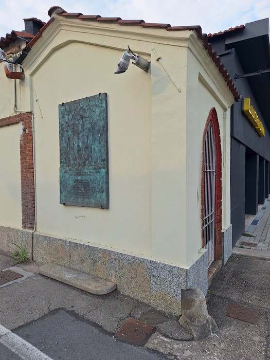 Bassorilievo all'eccidio di Pilone Virle, Comune di Carignano (TO), foto 3
