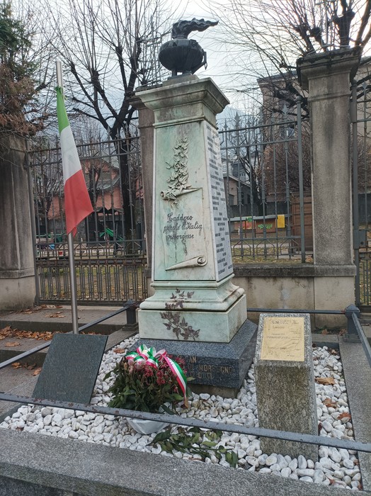 Monumento ai partigiani di Morbegno, dedicato alla memoria dei combattenti della Resistenza italiana.
