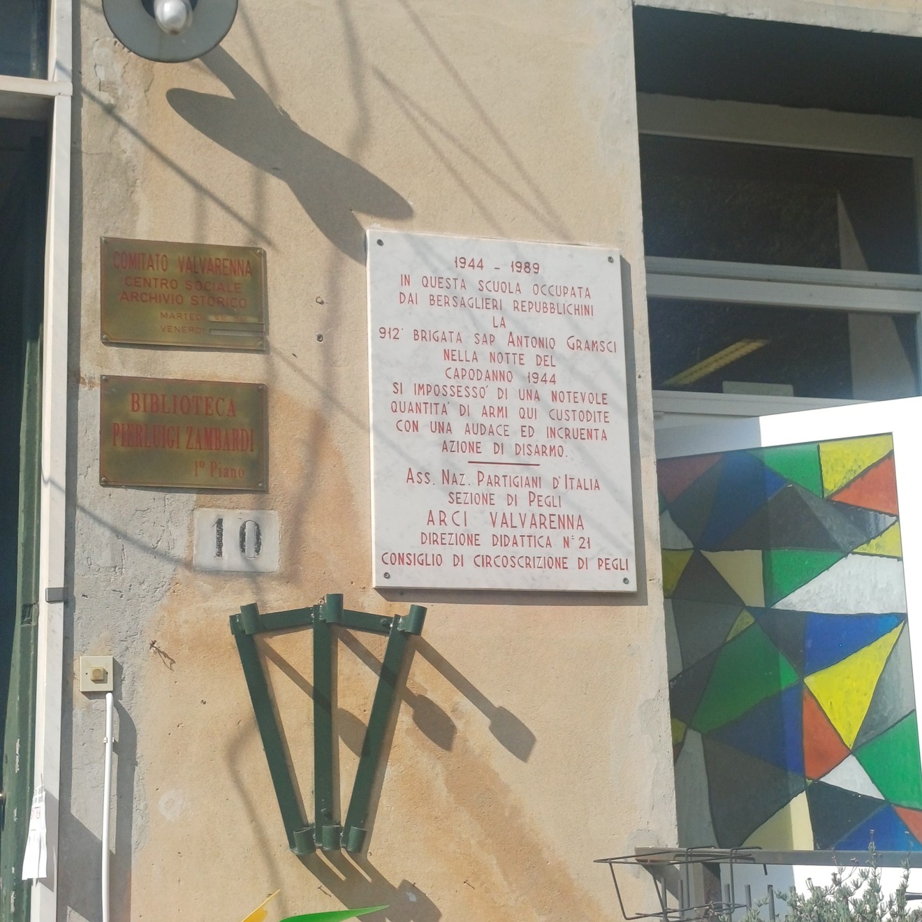 Lapide per il recupero delle armi, Comune di Genova (GE), foto 1