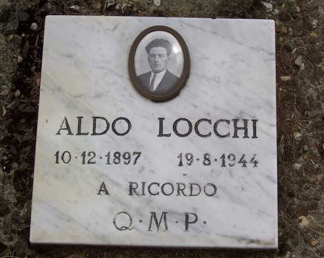 Targa commemorativa in marmo al cimitero di Badia a Settimo, dedicata ad Aldo Locchi.