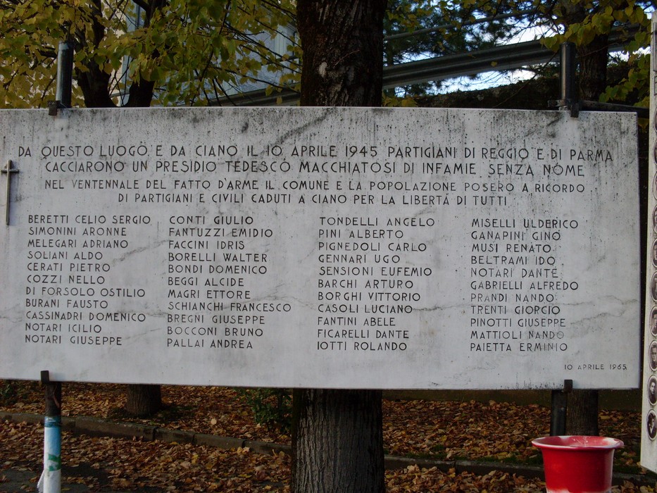 Monumento ai Caduti Partigiani e Civili di Ciano, in memoria dei combattenti del 1945.