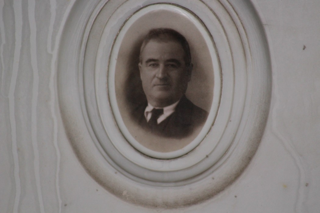 Sacrario dei partigiani di Torbella, un luogo di memoria dedicato ai combattenti della resistenza.