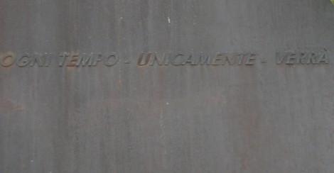 Monumento alla Resistenza, opera che celebra il valore della libertà e della lotta contro l'oppressione.