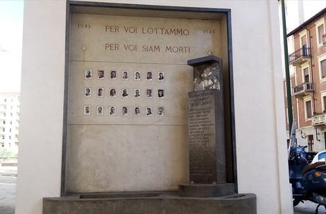 Monumento ai caduti dello stabilimento Lancia, commemorazione dei lavoratori nel periodo bellico.
