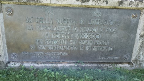 Monumento commemorativo dedicato ai deportati della guerra di liberazione, situato a Trezzo Sull'Adda.