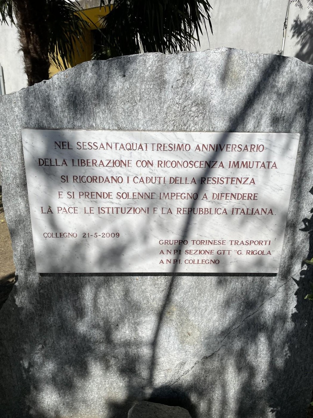 Monumento ai caduti partigiani di Collegno, a commemorazione della Resistenza e della Repubblica italiana.