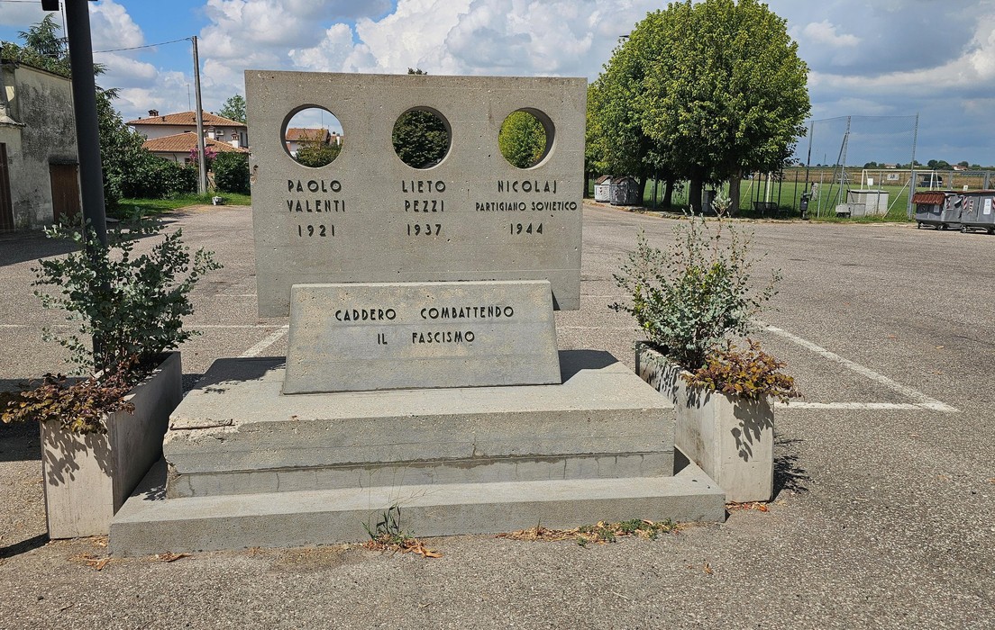 Monumento a Valenti, Pezzi e Nicolaj, Comune di Bagnacavallo (RA), foto 3