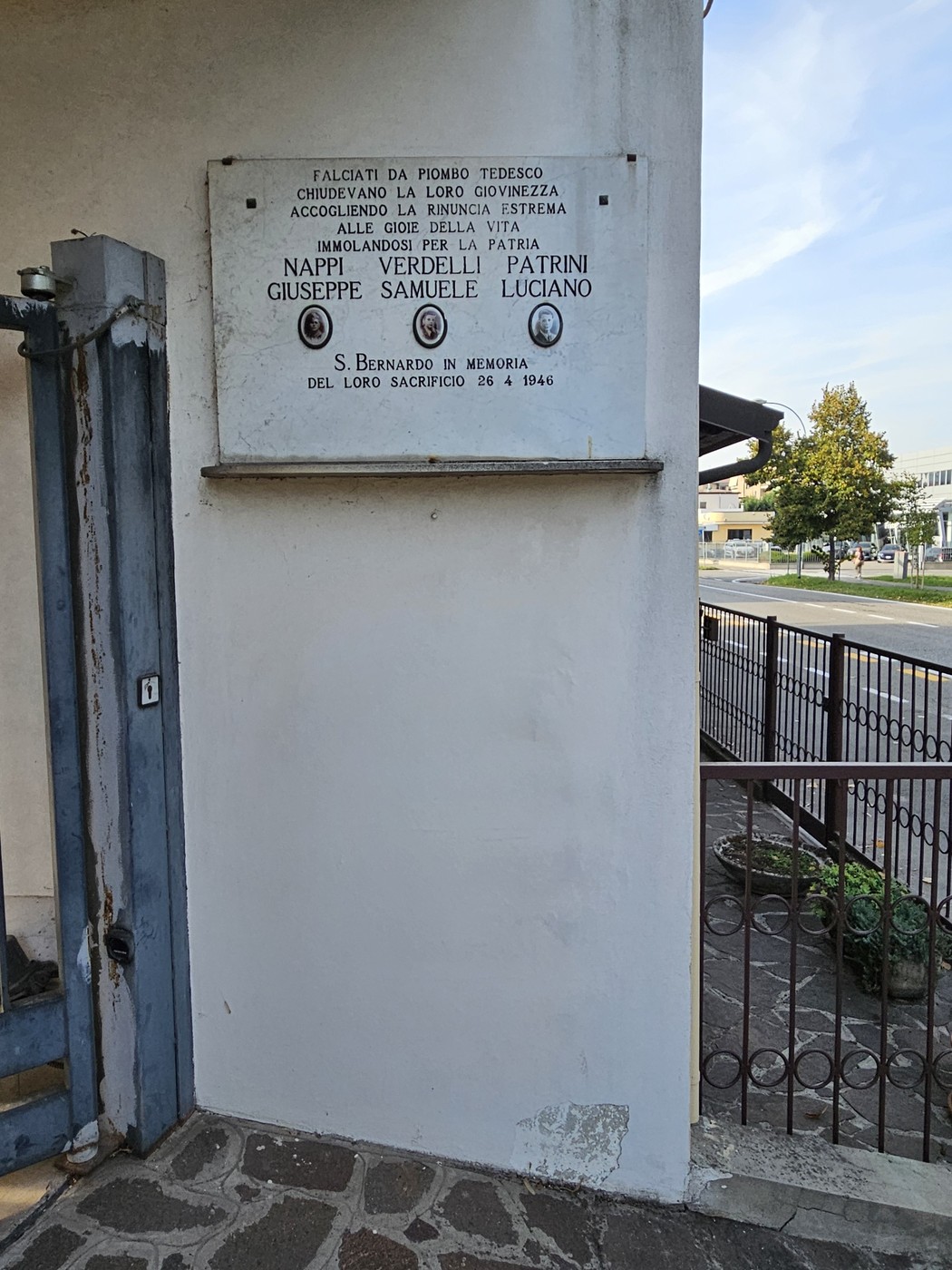 Lapide a Nappa, Verdelli e Patrini, Comune di Lodi (LO), foto 1