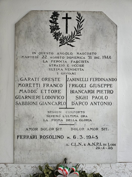 Lapide ai Martiri del Poligono, Comune di Lodi (LO), foto 3