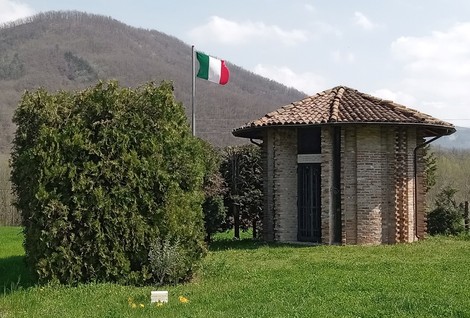 Sacrario dei martiri di Biagasco, Comune di Pozzol Groppo (AL), foto 1