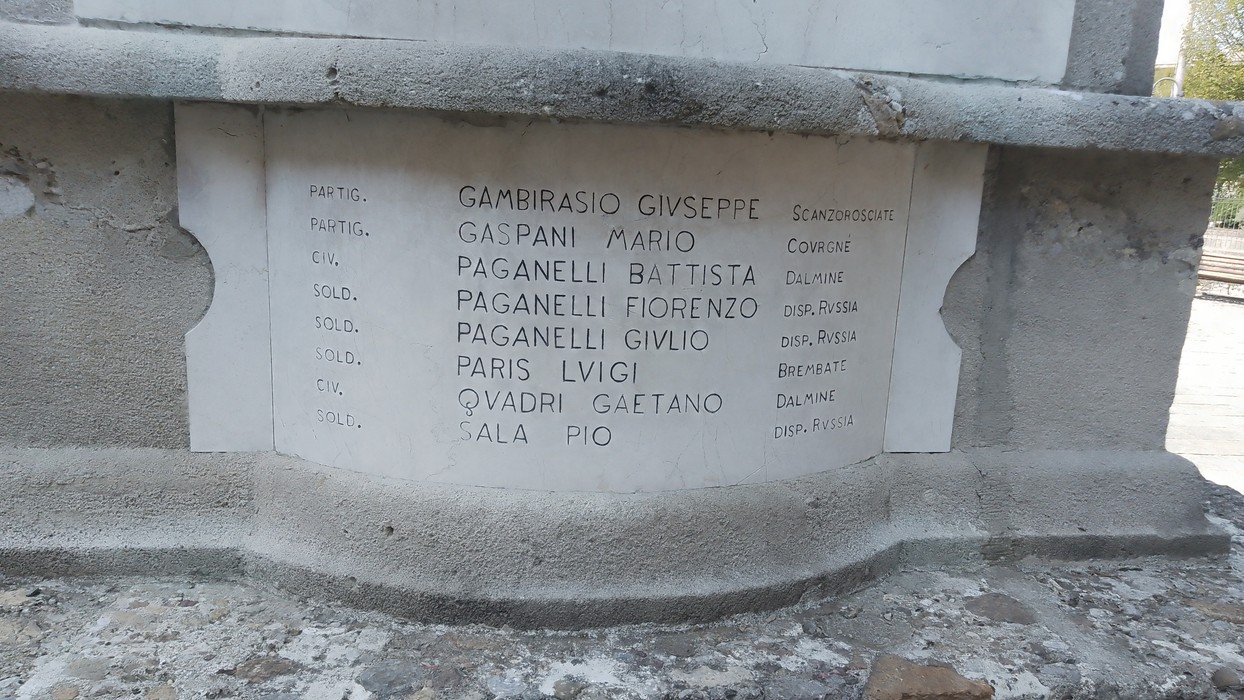 Lapidi Monumento ai Caduti di Brembate, Comune di Brembate (BG), foto 2