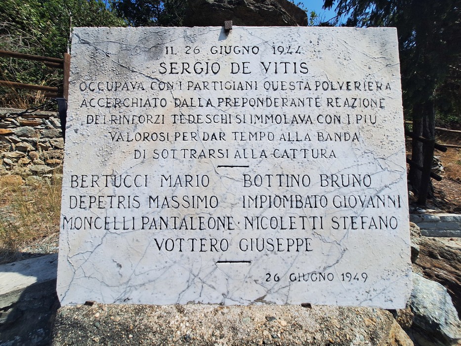 Monumento ai caduti nell'assalto alla polveriera, Comune di Sangano (TO), foto 3