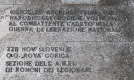 Tomba di Andrijic, commemorazione di un combattente caduto nella guerra di liberazione nazionale.