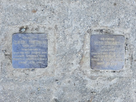 Pietre d'inciampo ai Sinigaglia, Comune di Correggio (RE), foto 1