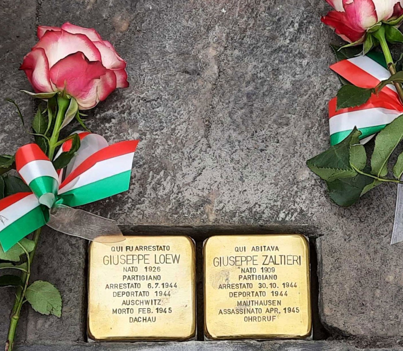 Pietre d'inciampo dedicate a Giuseppe Loew e Giuseppe Zaltieri, simbolo di memoria e resistenza.