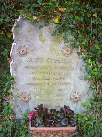 Area monumentale ai Caduti di Partina, dedicata a Santli Paperini, partigiano e simbolo di resistenza.